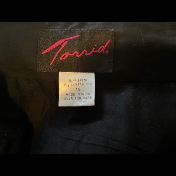 Torrid A Line Embellished Black & White Skirt Size 18ππ - Picture 4 of 7